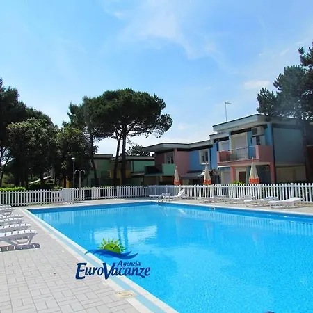Villaggio Sirenuse * Μπιμπιόνε